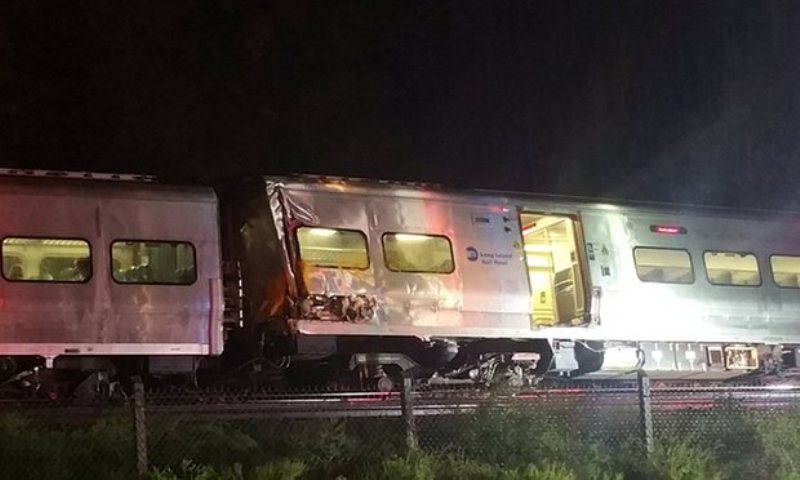 Εκτροχιάστηκε τρένο στη Νέα Υόρκη - Τραυματίστηκαν 29 άνθρωποι (Photos - Video) - Media