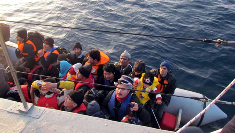 Αβραμόπουλος:  Πρέπει να πάρουμε όλοι θέση για το μεταναστευτικό - Media