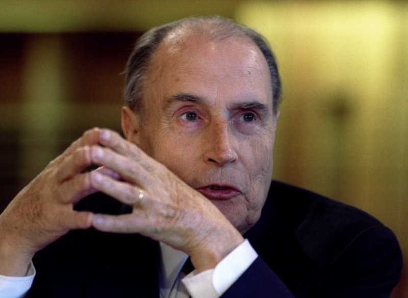 Στη δημοσιότητα οι ερωτικές επιστολές του Φρανσουά Μιτεράν στην ερωμένη του (Photo) - Media