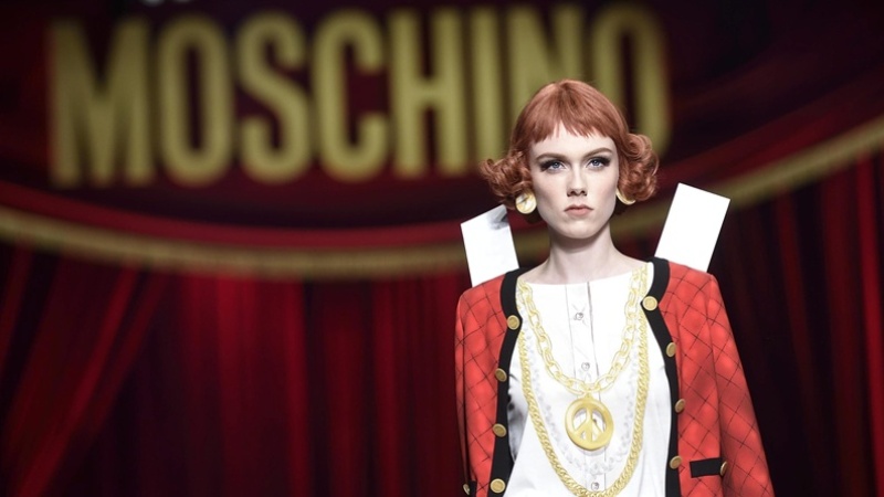 Καταστήματα αποσύρουν τη νέα συλλογή Moschino - Media