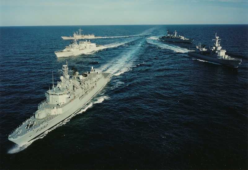 Δεν φεύγουν τα ΝΑΤΟικά πλοία από το Αιγαίο – Θα συνεχίσουν τις περιπολίες για το προσφυγικό  - Media