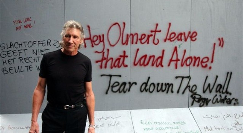 Επανενώνεται ένα από τα πλέον θρυλικά συγκροτήματα της ροκ, οι Pink Floyd για τους Παλαιστίνιους - Media