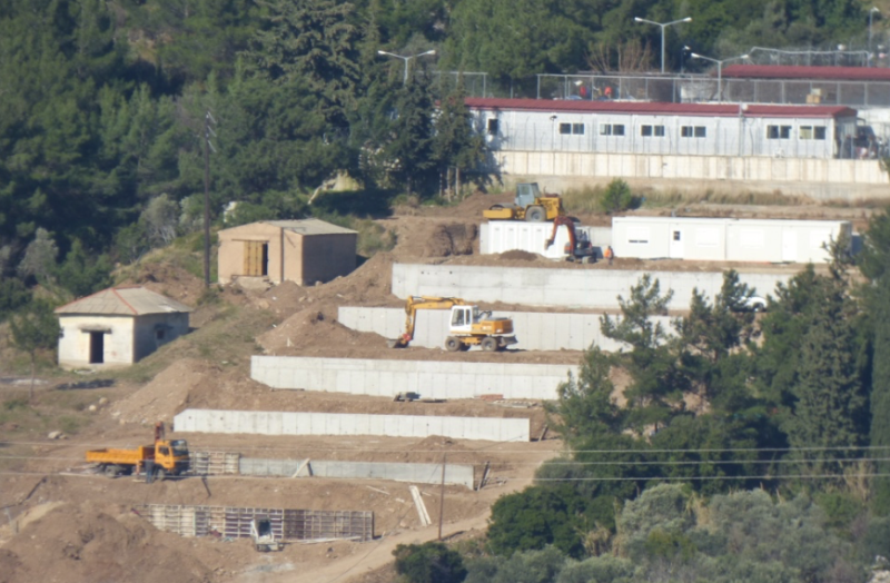 Δήμαρχος Σάμου: Δεν δεχόμαστε άλλο hotspot στο νησί - Media