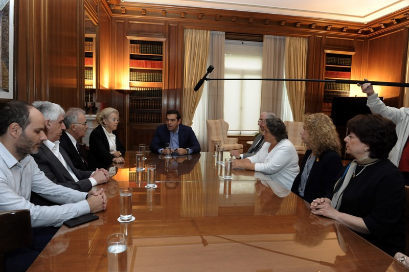 Τσίπρας προς δικαστικούς: Γίνεται προσπάθεια για διατήρηση των αμοιβών στα τωρινά επίπεδα - Media