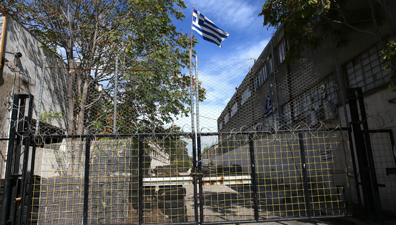 Έντονες αντιδράσεις για την «κατάληψη-μίσους» στο Βοτανικό από ακροδεξιούς που δεν θέλουν το τζαμί -  Τι λένε ΣΥΡΙΖΑ, ΠΑΣΟΚ και Καμίνης - Media