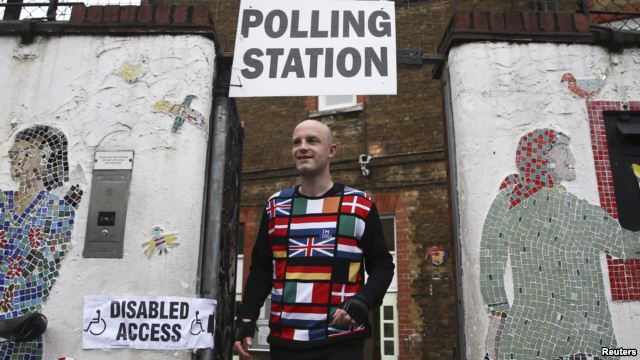 Στον αέρα το Brexit  - Media