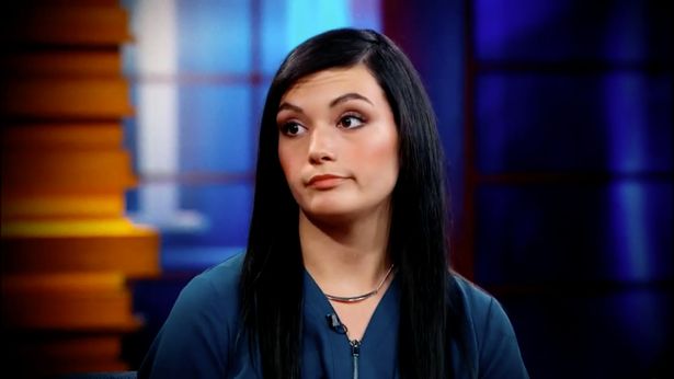 Νεαρή υποστηρίζει πως κυοφορεί τον… Ιησού ( Photos - Videos) - Media