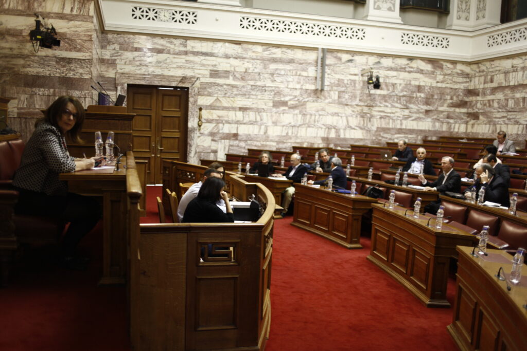 Βουλή: Άρχισε η μάχη για τον Προϋπολογισμό του 2017 - Media