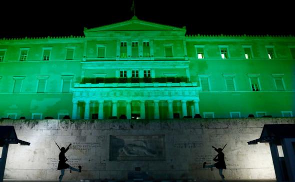 Ανασχηματισμός με τη Βουλή στα... πράσινα (Photo) - Media