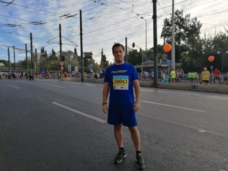 Ο Άδωνις έτρεξε στο Μαραθώνιο Αθηνών και ανέβασε φωτογραφίες στο Twitter  - Media