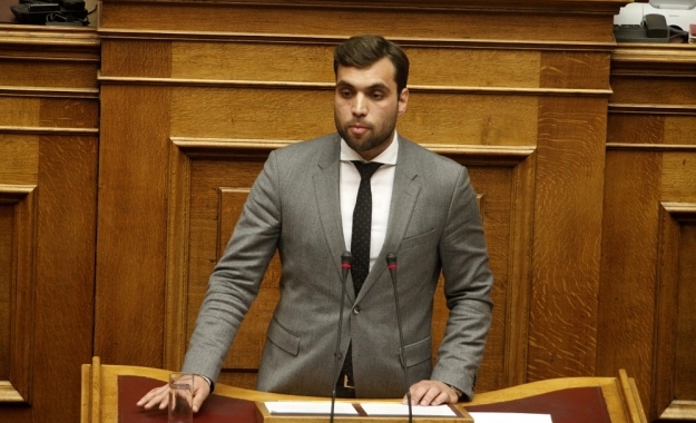 Αυτός είναι ο νέος κοινοβουλευτικός εκπρόσωπος της Ένωσης Κεντρώων - Media