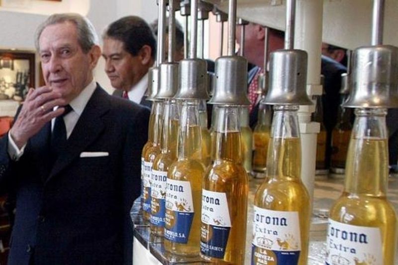 Έκανε όλο το χωριό εκατομμυριούχους - Η απίστευτη κίνηση του ιδρυτή της Corona - Media
