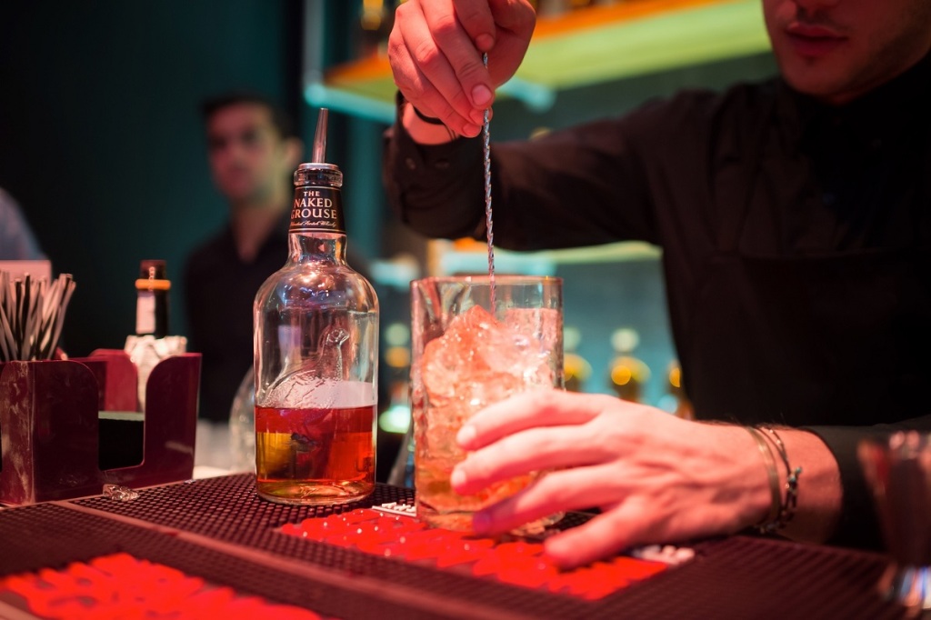 H Coca-Cola Τρία Έψιλον και φέτος στο Athens Bar Show - Media