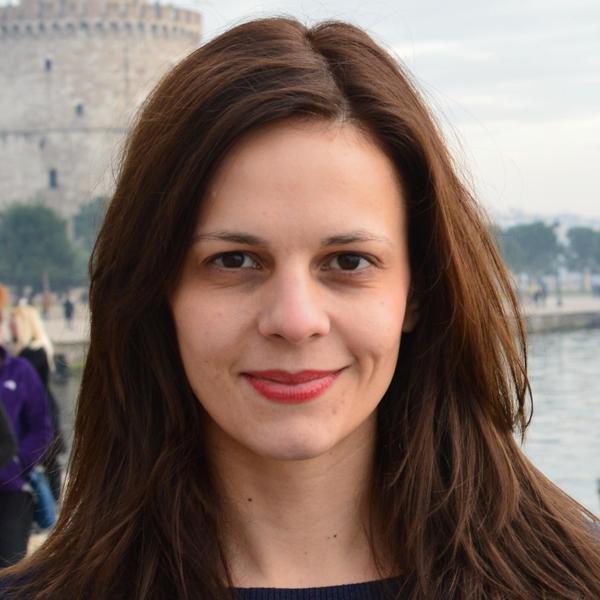 Αχτσιόγλου: Χαοτική κατάσταση στην αγορά εργασίας - Media