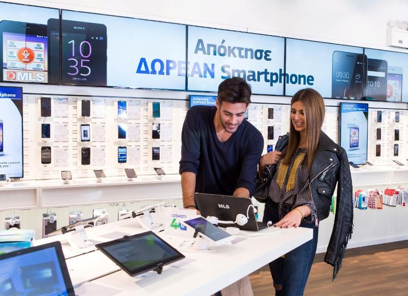 Νέο, μοντέρνο κατάστημα COSMOTE στο The Mall Athens - Media