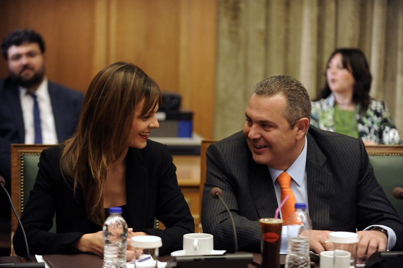 Τα χαμόγελα της Αχτσιόγλου στο νέο υπουργικό (Photos) - Media