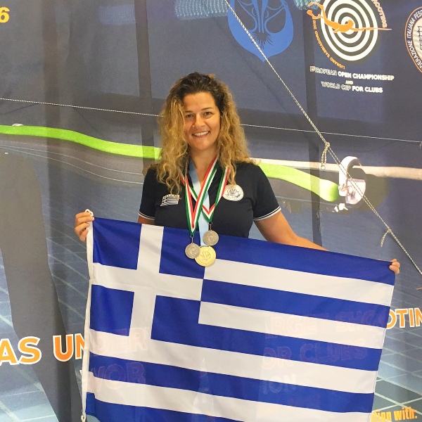 Σάρωσε τα μετάλλια η Κατερίνα Τοπούζογλου στο Παγκόσμιο Πρωτάθλημα Υποβρύχιας Σκοποβολής - Media