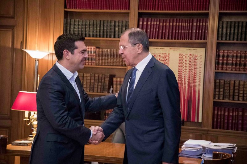Τσίπρας σε Λαβρόφ: Ανάγκη να διατηρήσουμε σχέσεις συνεργασίας και διαλόγου - Media