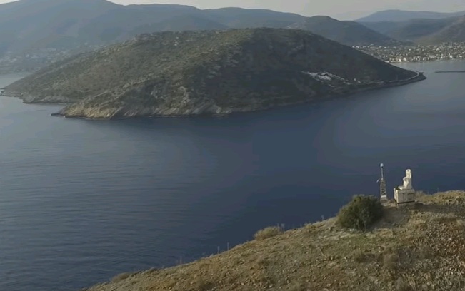 Ο μύθος της μαρμαρωμένης πεντάμορφης στο νησάκι απέναντι από το Πόρτο Ράφτη (Video) - Media