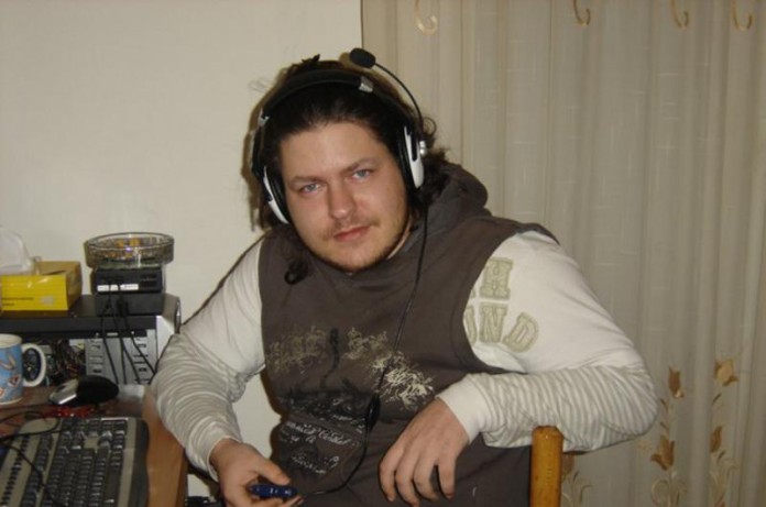 Απολογία του πατριού του Πολύζου: Τον Κωστή τον αγαπάμε είναι το παιδί μας - Media