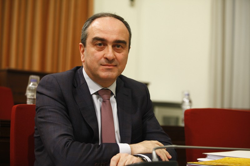 Σκορδάς στην Επιτροπή για τα δάνεια κομμάτων και ΜΜΕ: Τίποτα το παράνομο στα δάνεια της ΝΔ - Media