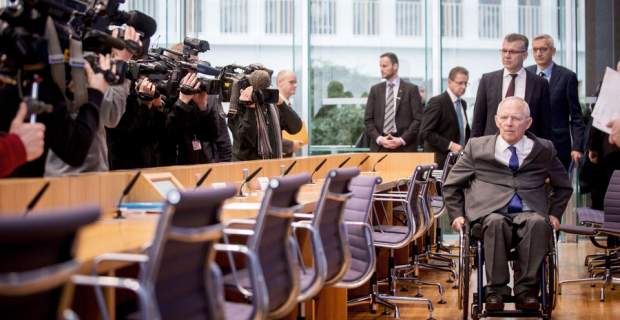 Σόιμπλε: Η Βρετανία θα συνεχίσει να πληρώνει την Ευρώπη τουλάχιστον μέχρι το 2030 - Media