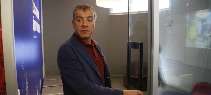 «Βόμβα» Θεοδωράκη: Υπαινιγμός ότι η ΝΔ εξαγοράζει βουλευτές του Ποταμιού (Video) - Media