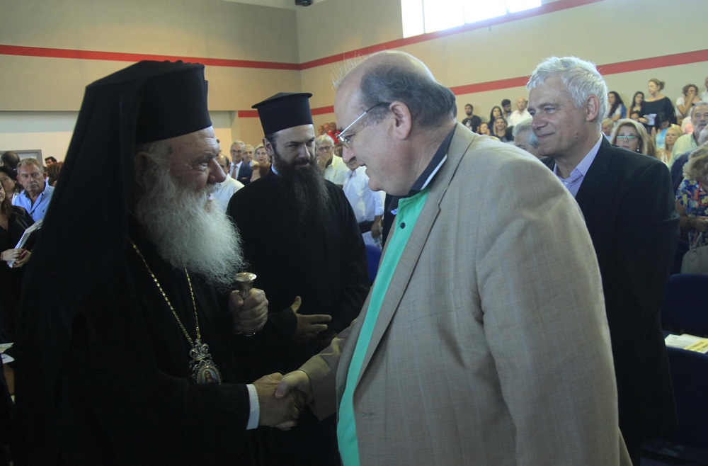 Φίλης για τα τρέιλερ της συνέντευξης Ιερώνυμου: Δεν αποφεύγει τον πειρασμό… (Videos) - Media