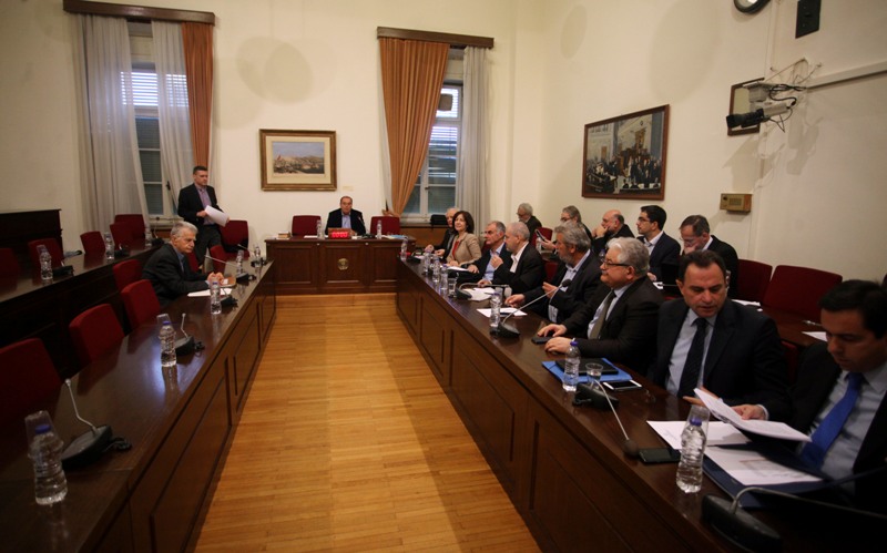 ΣΥΡΙΖΑ στην Εξεταστική για τα δάνεια κομμάτων-ΜΜΕ: Χρωστάμε μόνο 8 εκατ. ευρώ, εξοφλούμε κανονικά - Media
