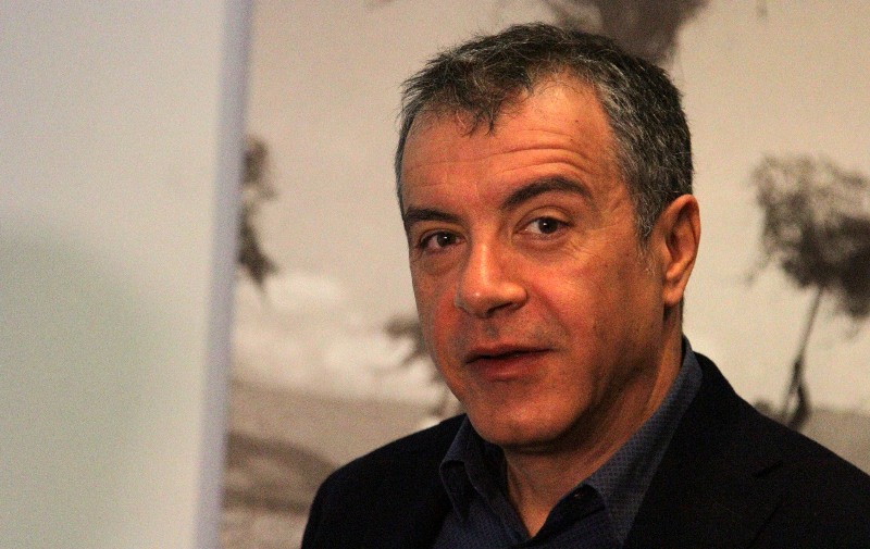Θεοδωράκης: Ο χρόνος μετρά εναντίον μας στο κλείσιμο της αξιολόγησης - Media