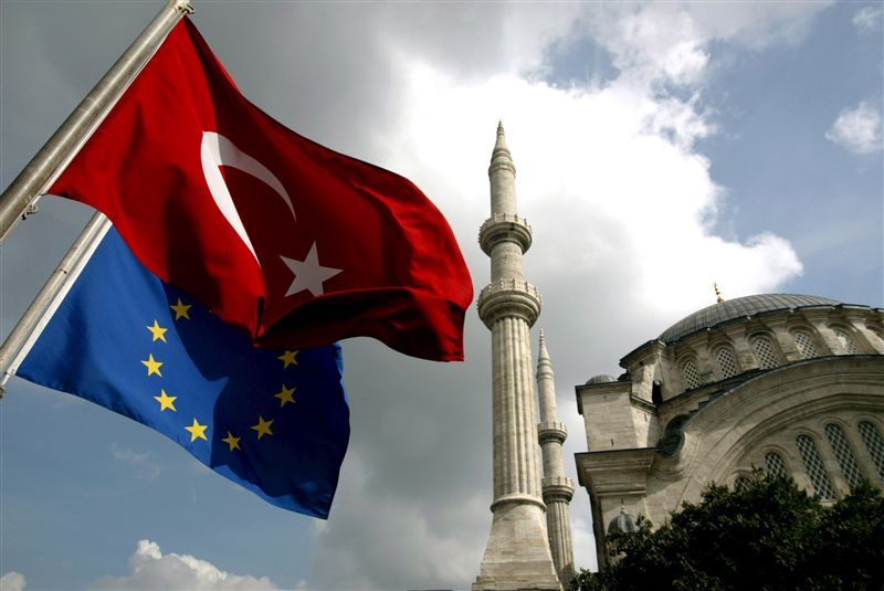 Καμπανάκι της ΕΕ στην Τουρκία για τη δικαιοσύνη και την ελευθερία του τύπου - Media