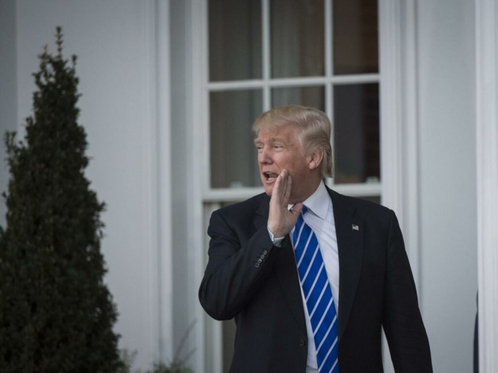 Νέα κωλοτούμπα από τον Τραμπ - Μπαράζ αποκήρυξης των προεκλογικών του δεσμεύσεων - Media