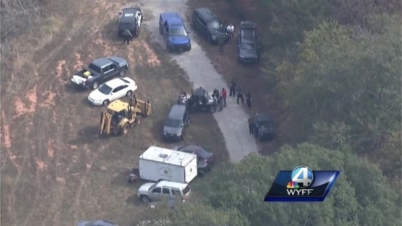 Αγνοούνταν δυο μήνες και βρέθηκε αλυσοδεμένη σαν σκύλος  - Media