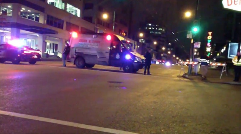 Αναστάτωση στο Βανκούβερ: Η αστυνομία έκλεισε το δρόμο για ύποπτο αντικείμενο (Photos) - Media