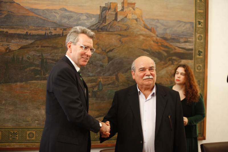 Συνάντηση Βούτση με τον πρέσβη των ΗΠΑ, εν όψει άφιξης Ομπάμα (Photos) - Media