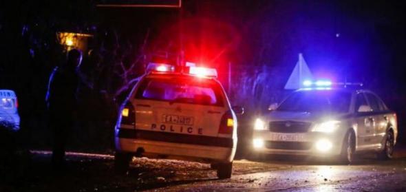 Θρίλερ με γυναίκα που έπεσε σε φρεάτιο οικοδομής στο Αγρίνιο - Δραματική επιχείρηση διάσωσης - Media