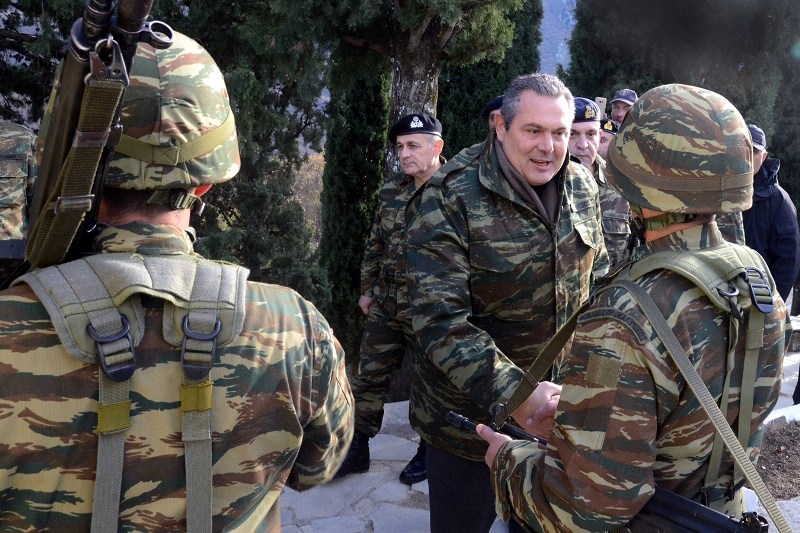 «Άκυρο» της Βουλής σε Καμμένο για Καστελόριζο - Media