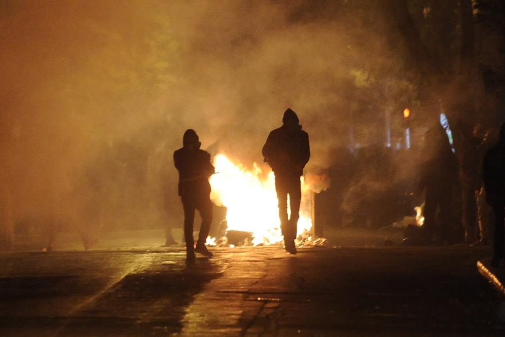 BBC: Οι αναρχικοί «κάνουν έξωση» στο Airbnb από τα Εξάρχεια - Media