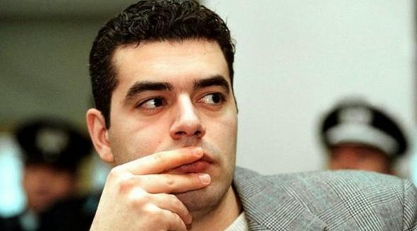 Το ξέσπασμα συγγενών θυμάτων μετά την αποφυλάκιση Κατσούλα (Video) - Media