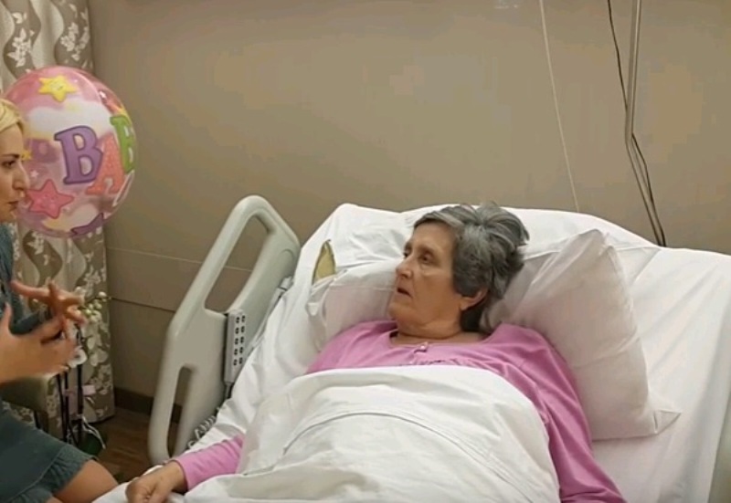 Αθήνα: 67χρονη γυναίκα γέννησε το... εγγόνι της! (Video) - Media