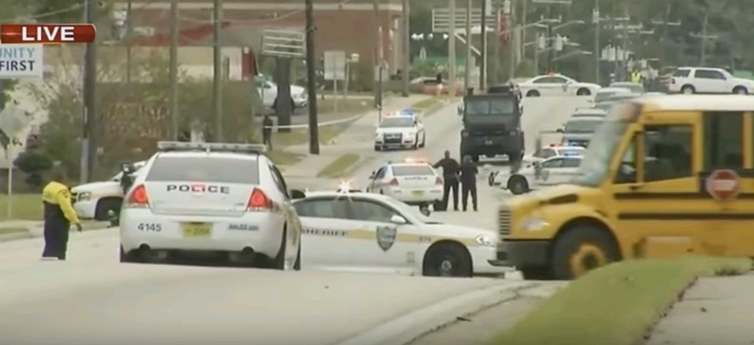 Έληξε η κατάσταση ομηρίας σε τράπεζα στη Φλόριντα - Απελευθερώθηκαν οι 11 όμηροι (Videos) - Media