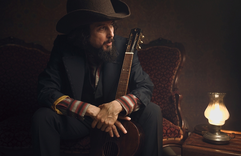 Ο Vinicio Capossela στο Half Note - Media
