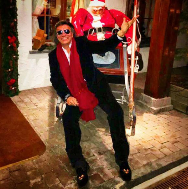 Οι ευχές του Ηλία Ψινάκη από το Gstaad! (Photos) - Media