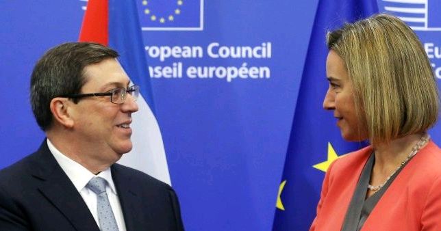 Ιστορική συμφωνία υπέγραψαν ΕΕ - Κούβα - Media