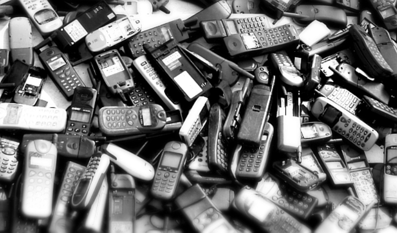 Το «χαζό» τηλέφωνό σας ήταν... καλύτερο από το smartphone σας - Δείτε γιατί - Media