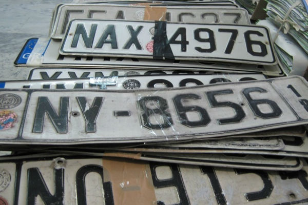 Επιστρέφονται από σήμερα πινακίδες και άδειες οδήγησης και κυκλοφορίας ενόψει της εορταστικής περιόδου - Media