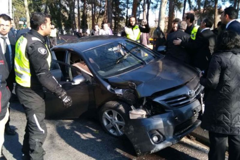 Νέο ατύχημα στην αυτοκινητοπομπή του Ερντογάν - Πολλές συμπτώσεις μαζί; - Media