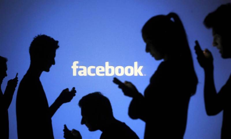 FT: Μερίδιο από τα έσοδα του Facebook ζητούν οι δισκογραφικές - Media