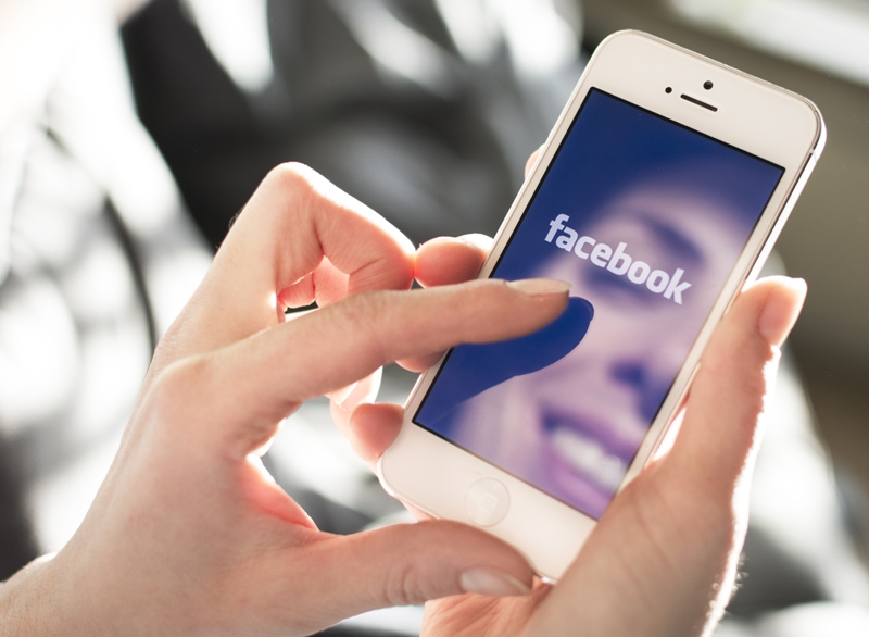 «Ρουφιάνος» το Facebook: Αποκαλύπτει και τα μυστικά του χαρακτήρα σας! - Media
