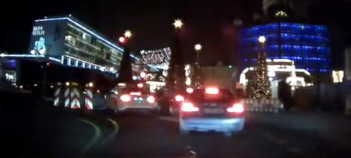 Βίντεο - ντοκουμέντο: Η στιγμή που το φορτηγό πέφτει στο πλήθος στο Βερολίνο - Media